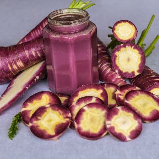 Gniff Carrots with slices and juice.