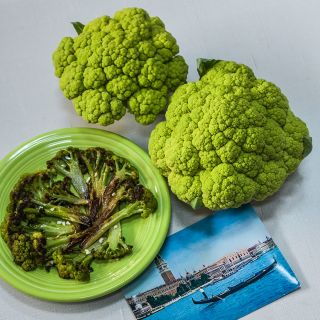 Green Macerata Cauliflower heads with roasted slices.