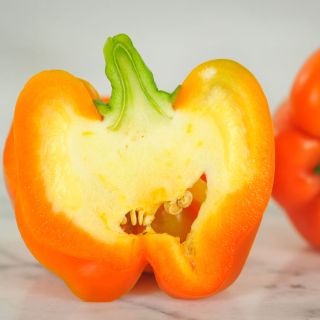 Etiuda Sweet Pepper, with the front sliced off to show the seeds and flesh.