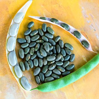 Mbombo Green Beans with shell