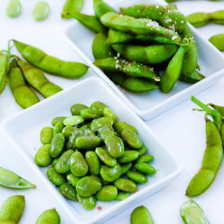 A close-up view of steamed Tankuro Soybeans.